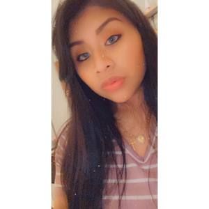 Meet your Posher, Emilia